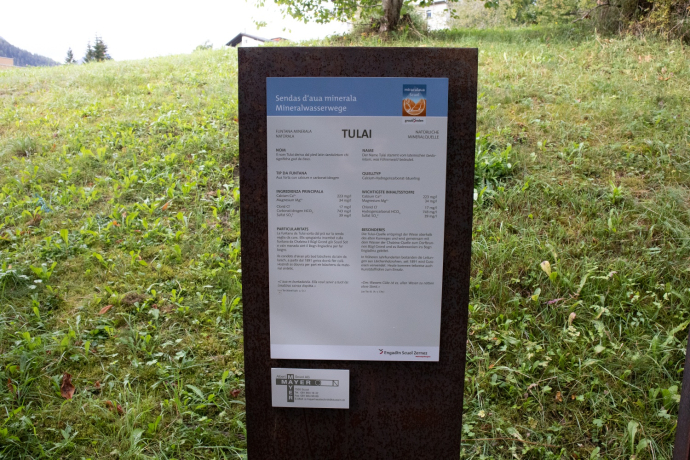 Informationstafel der Tulai-Quelle Informationstafel der Tulai-Quelle