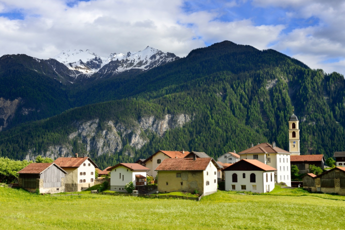 Brienz/Brinzauls (oua_56026398_image) Brienz/Brinzauls (oua_56026398_image)