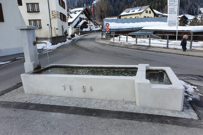 Wasserbrunnen Laax Wasserbrunnen Laax
