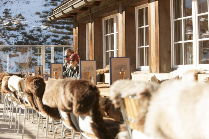 Vista sulle Alpi all'esterno