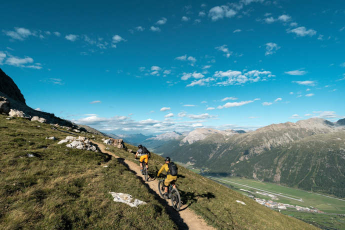 Trail Richtung Alp Muntatsch
