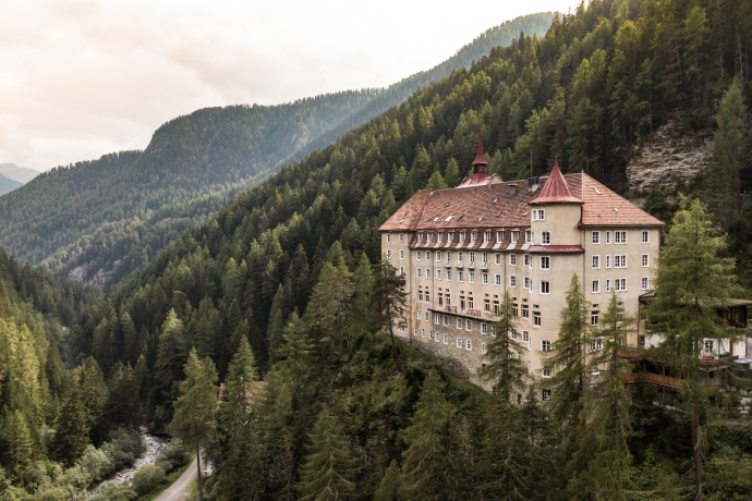 Kurhaus Val Sinestra im Seitental Val Sinestra, Unterengadin