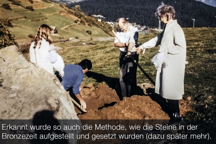 POI 06.1 : Reconstruction du menhir (oua_58213190_image) POI 06.1 : Reconstruction du menhir (oua_58213190_image)