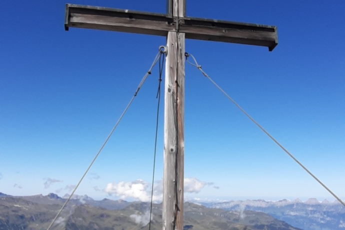 Gipfelkreuz Hochwart