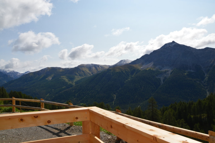 Aussicht von der Alp Es-cha Dadour