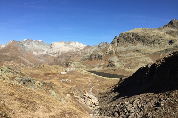 Aussicht von der Fuorcla Grevasalvas Richtung Lej Grevasalvas