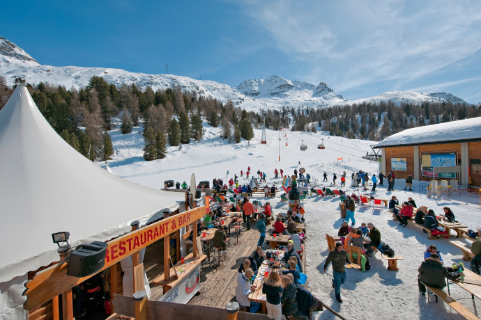 Hossa Bar (oua_59364666_image)