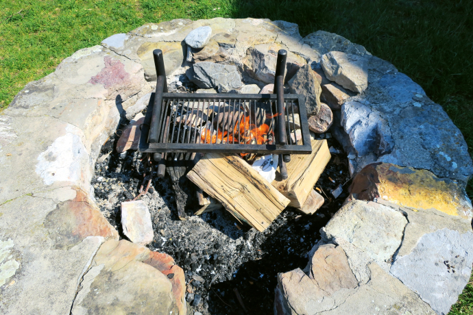 Feuerstelle Ruine Gräpplang (oua_603360885_image)