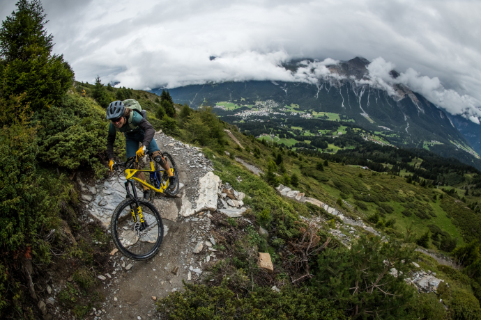 Top Fops (oua_604325434_image)