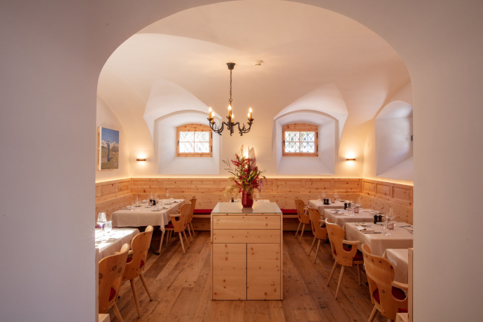 Parkhotel Margna - Enoteca & Osteria Murütsch (oua_604487707_image)