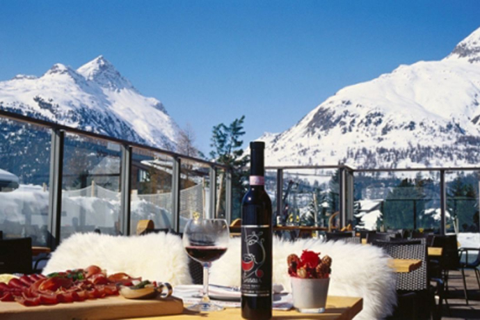 Scenic hike from Surlej to Pontresina (oua_605631795_image)