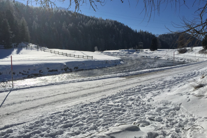 Bench Champfèr Bridge (oua_605632688_image)