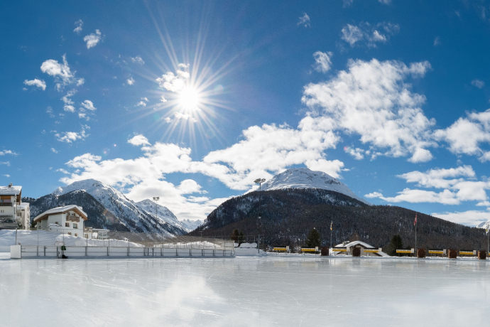 Randonnée panoramique sur la Senda Muottas da Schlarigna depuis Ova di Roseg (oua_605632777_image)