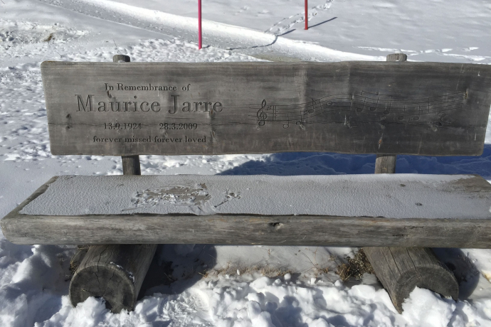 Bench Clavanövs (oua_605633030_image)