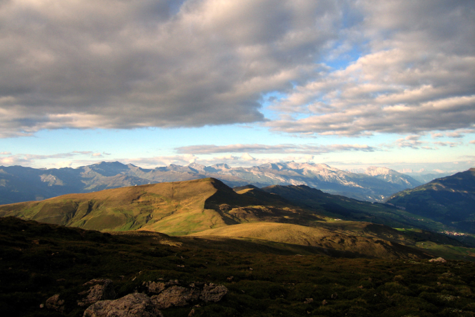 Sicht vom Um Su in Richtung Piz Mundaun
