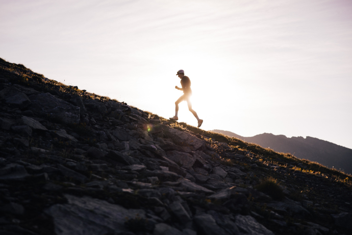 Der frühe Vogel fängt den Wurm! Ein perfekter Sonnenaufgang erwartet die Frühläufer am Pischahorn.