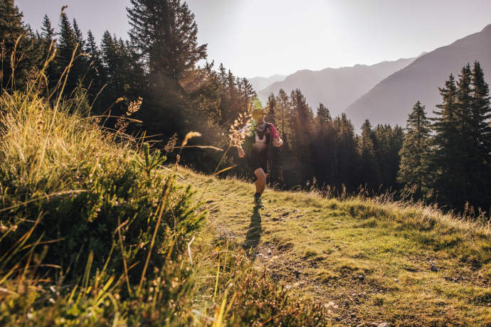 Die Strasse hinauf nach Schönboda lässt sich fast mühelos erklimmen.