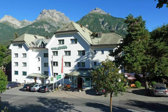 Hôtel typiquement suisse Altana Hôtel typiquement suisse Altana