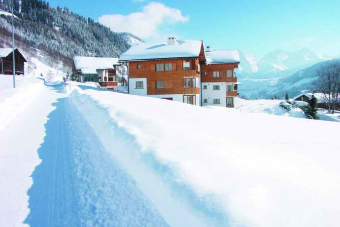 Tgèsa Garnetsch No. 1 Young (oua_60856439_image)