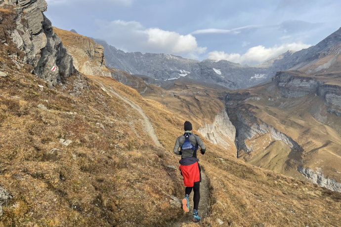 Auch im Lauftempo kann der Pass überwunden werden - mit der nötigen Kondition.