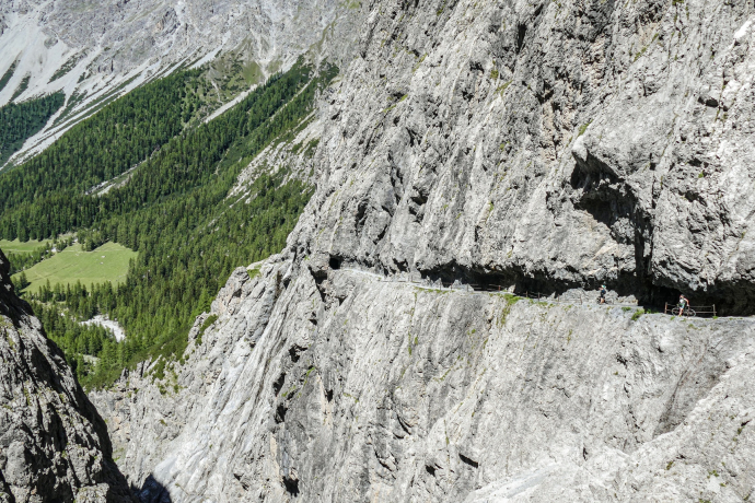 45.01 Sur En – Sesvenna Hut, National Park – Panorama Trail (oua_610378258_image)