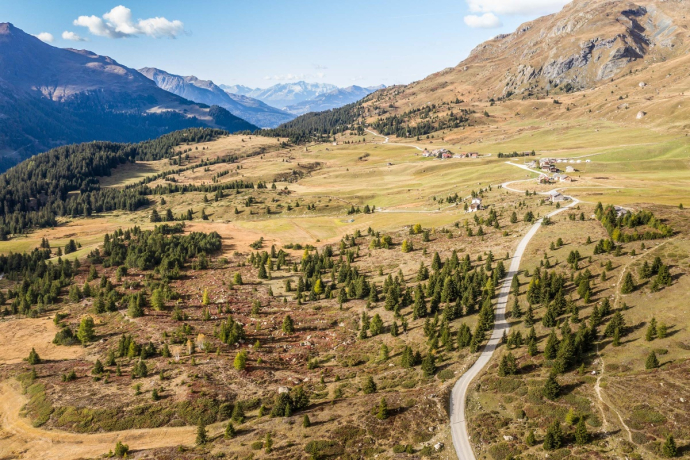 660 Alp Flix Bike (oua_61149000_image)