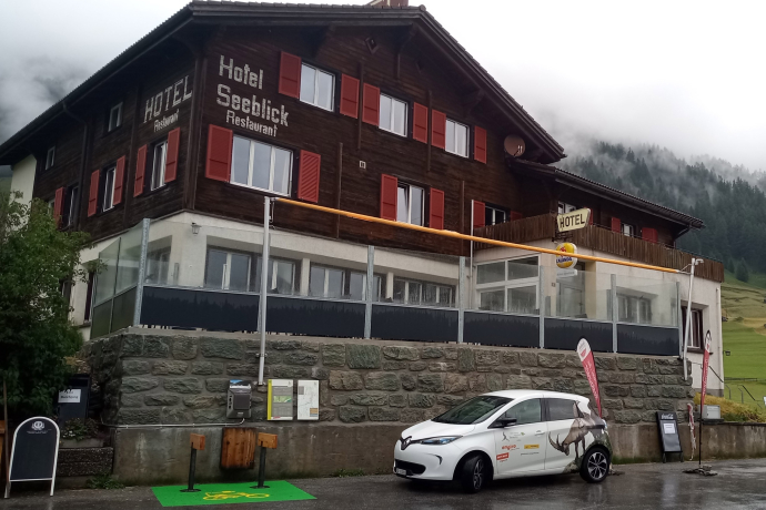 Sufers e-bike charging station (oua_611519346_image)