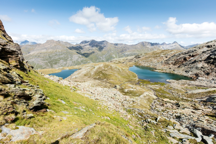 Black Lakes (oua_611519567_image)