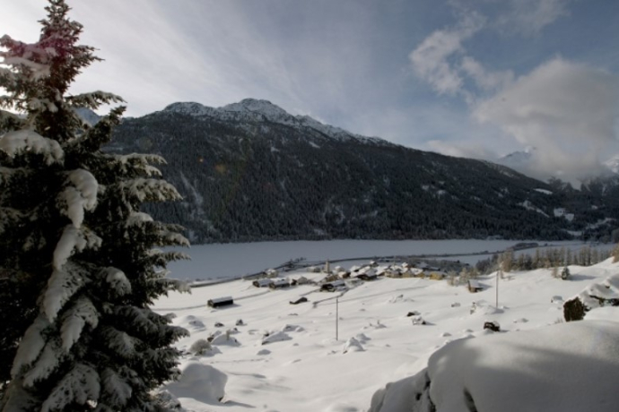 Toilettes publiques Salaire (oua_611519607_image)