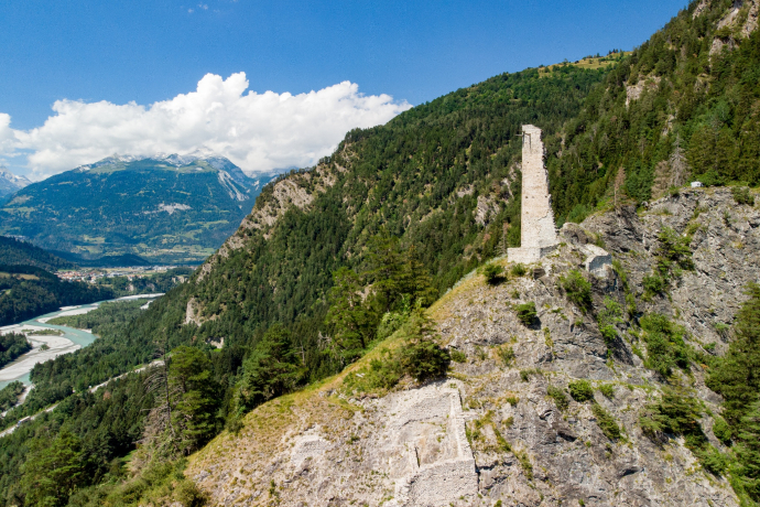 Rovine della fortezza di Hochjuvalt (oua_611519722_image)