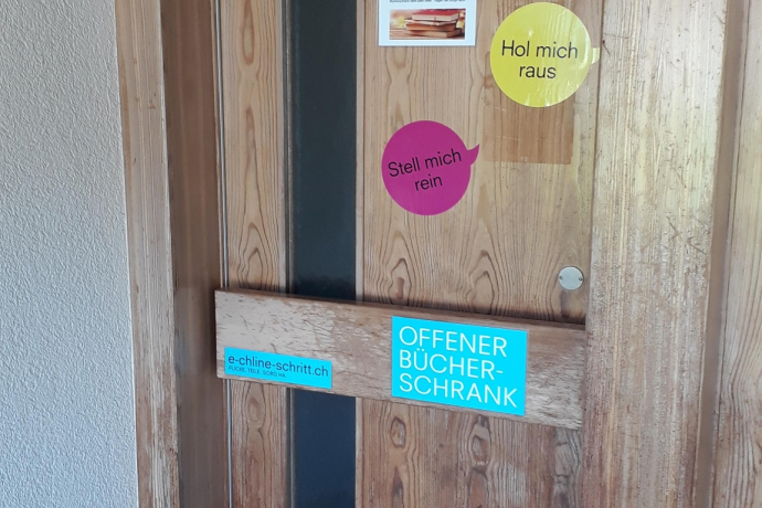 Libreria Urmein (oua_611520080_image)