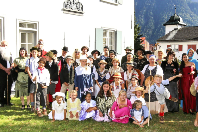 Kleiderfundus Rosengarten Grüsch