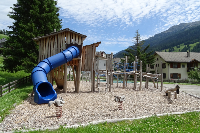 Spielplatz Splügen (oua_612633476_image)