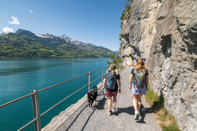 Balade à pied entre Quinten et Au