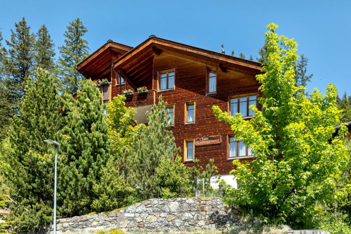 Aussenansicht Chalet Tschuggenweg