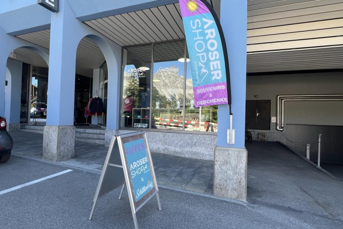 912A3CB4-EB9C-4E6F-A726-F48C165049A2_1_105_c