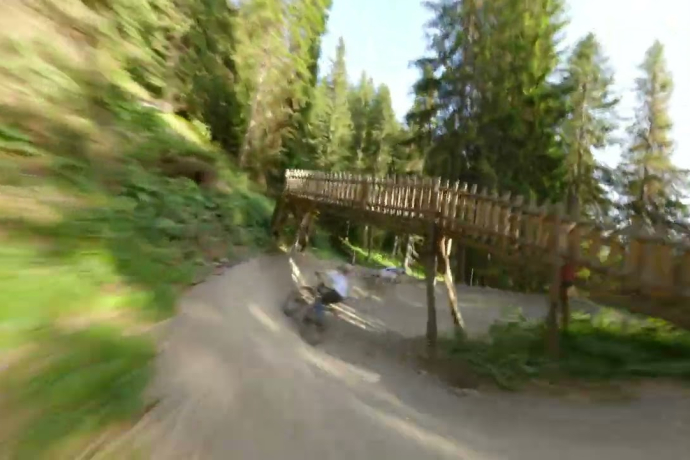 PRIMEline Bike Kingdom Park — Flowige Anlieger & fette Jumps | FPV Trailcheck