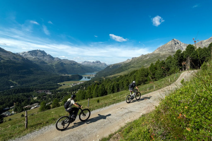Blick auf die Seenlandschaft