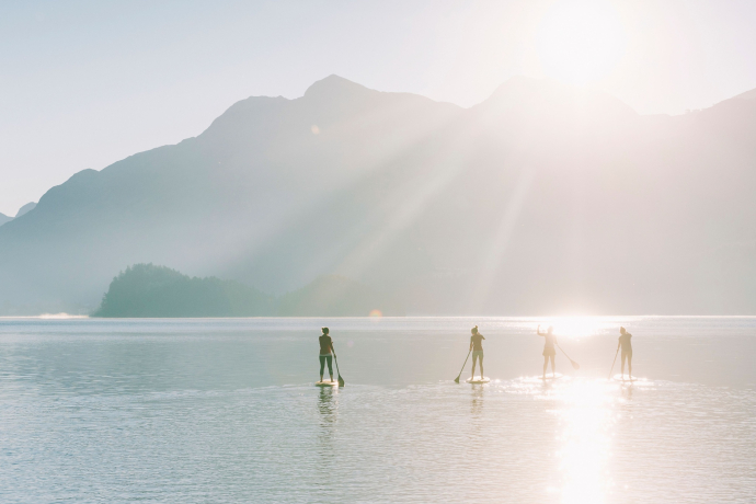 Stand Up Paddling (oua_620271500_image)