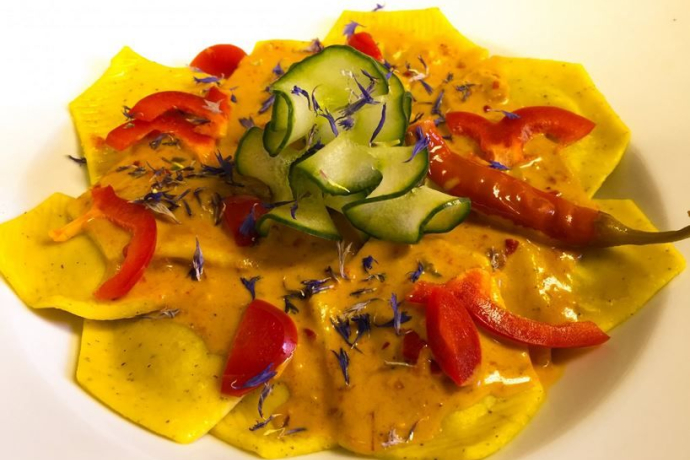 Restaurant Central (oua_620272627_image)