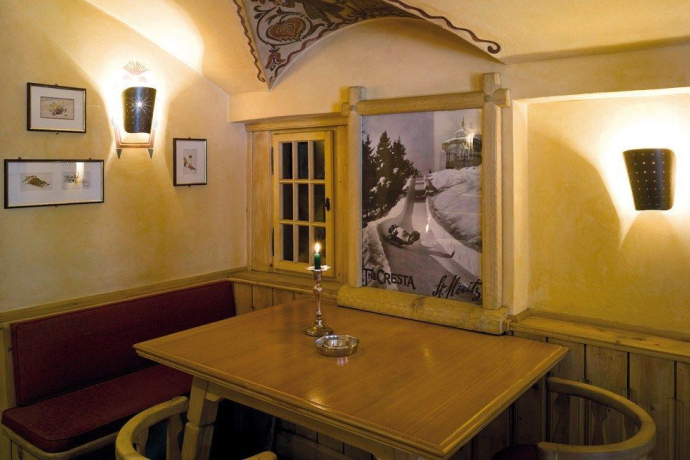 Cresta Bar (oua_620272665_image)