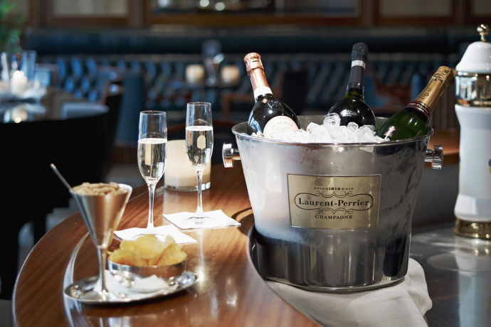 Crystal Piano Bar (oua_620272666_image)