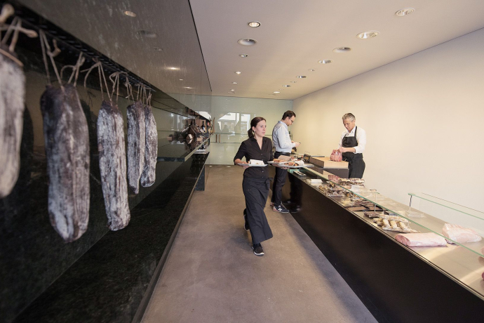 Hatecke (oua_620272719_image)