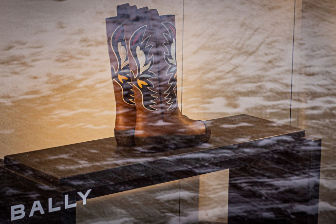 Bally (oua_620278596_image)