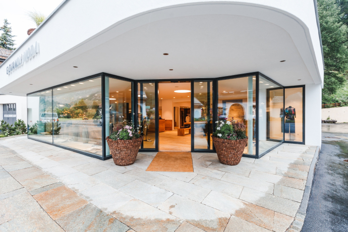 Giovanoli Moda (oua_620278705_image)