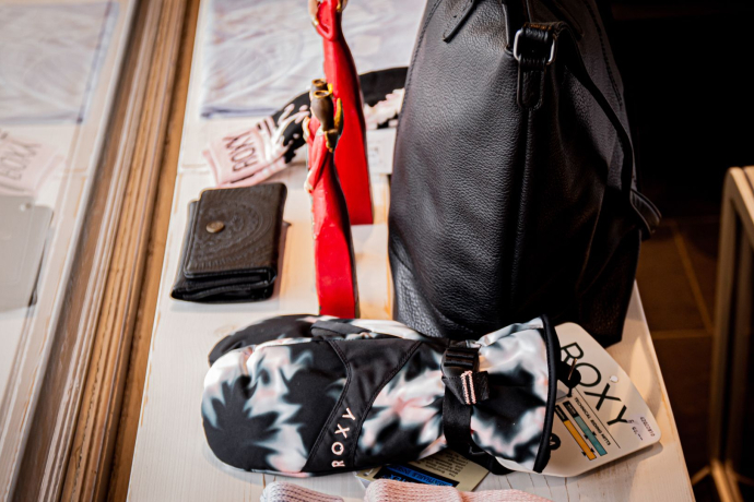 Studio 03 Fashion SA (oua_620278809_image)