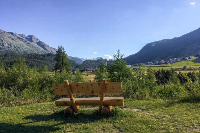 Benches Golf Course (oua_620279556_image)