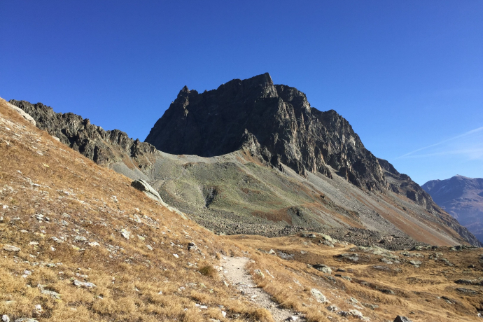 Sitzbank auf Fuorcla Grevasalvas (oua_620279763_image)