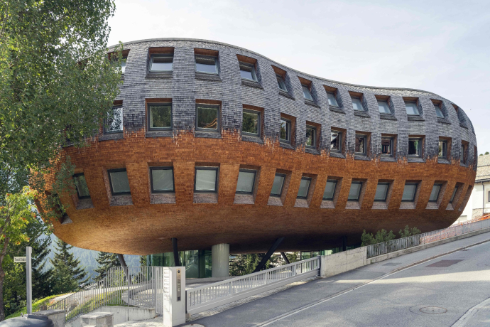 Chesa Futura (oua_620279946_image)