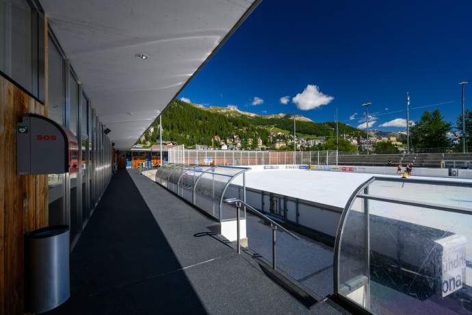 Eisplatz Eisarena Ludains (oua_620280251_image)